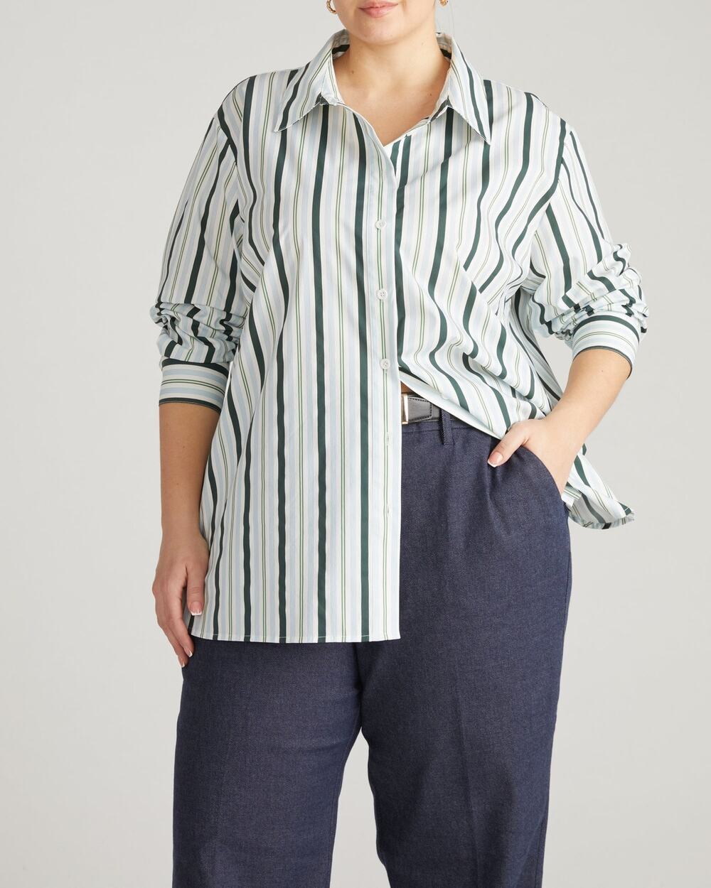 NWT Universal Thread The Artist Poplin Long Sleeve Button Up
